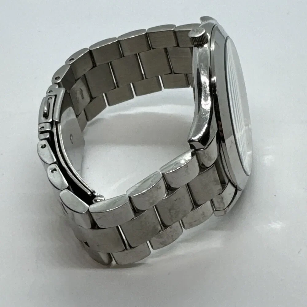 Michael Kors Slim Runway MK3178 Women's Silver Analog Dial Quartz Watch JNA609